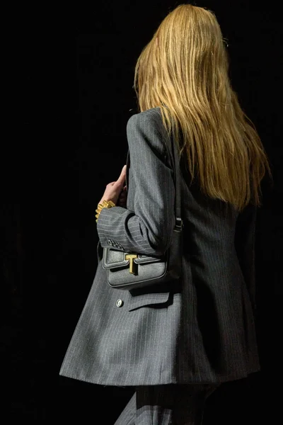 Look 35